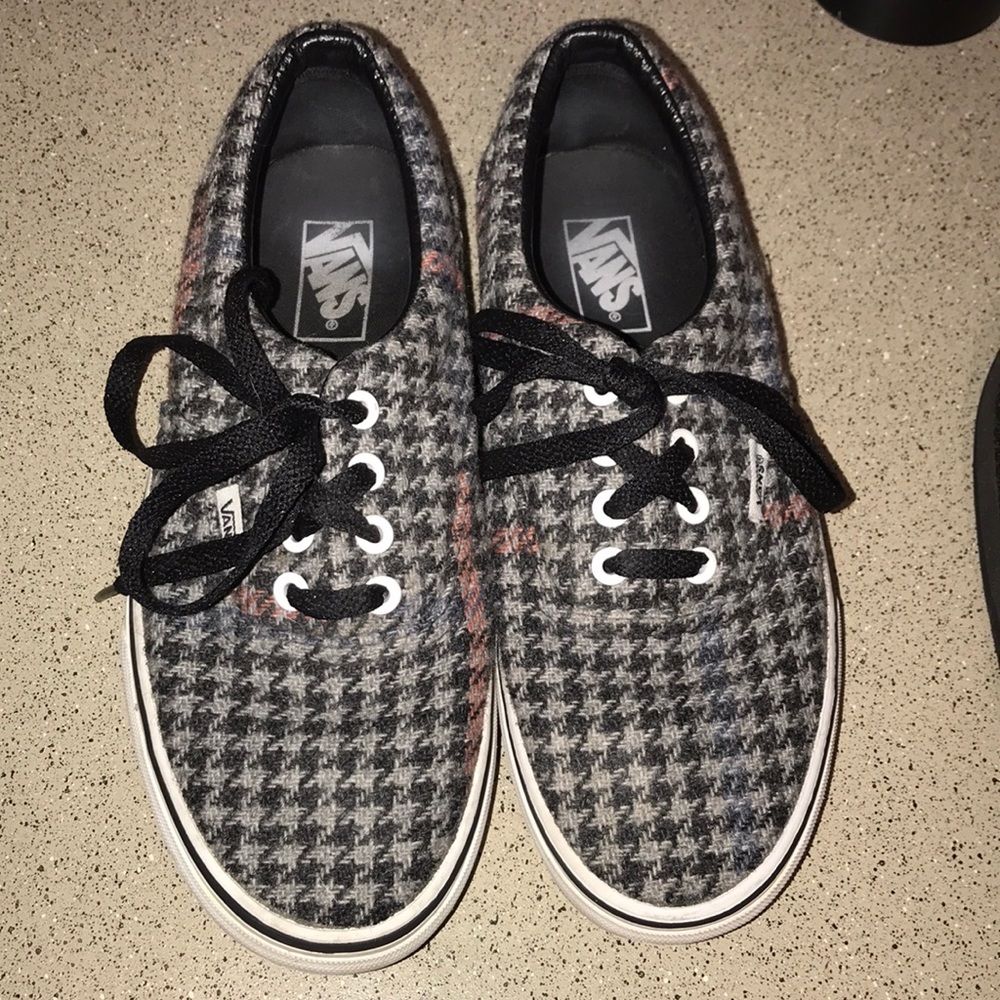 VANS!